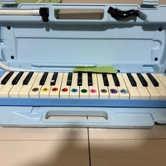 ハーモニカ　一個