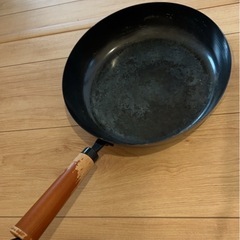 鉄フライパン