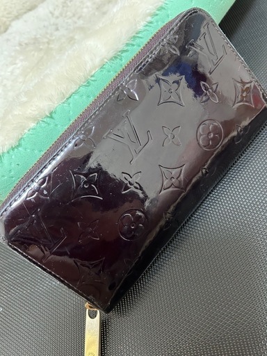 ルイヴィトン ヴェルニ 長財布