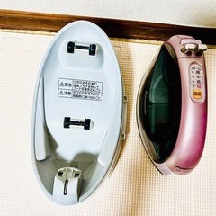 Panasonic CaRuRu コードレススチームアイロン NI-WL602の画像