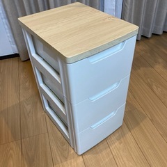 3段 チェスト