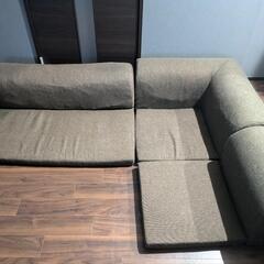 こたつにも最適な3人掛けローソファー