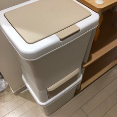 ２段ゴミ箱の画像