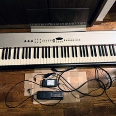電子ピアノ88鍵盤　ローランド2003年製