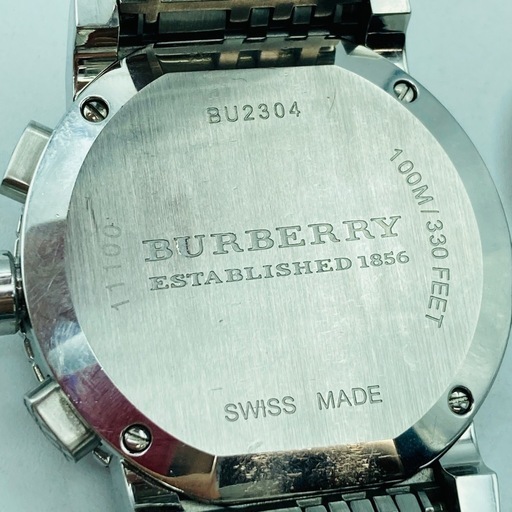 a0913601 バーバリー BURBERRY クロノグラフ 動作OK 腕時計 BU2304 黒文字盤 クオーツ 箱付き デイト 中古