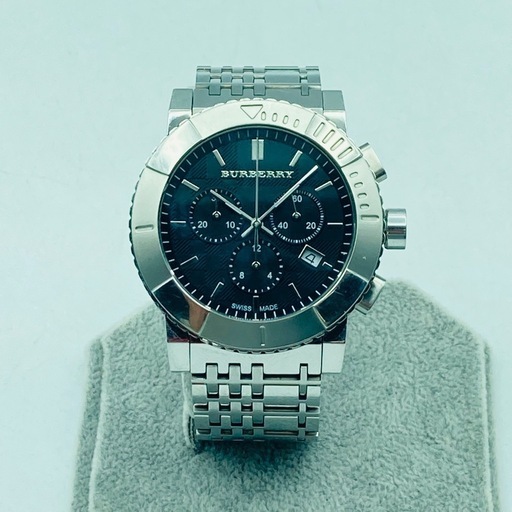a0913601 バーバリー BURBERRY クロノグラフ 動作OK 腕時計 BU2304 黒文字盤 クオーツ 箱付き デイト 中古品