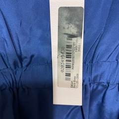 紺色半袖ワンピース。新品未使用。総丈82㌢。サイズ40。試着して納得できない時は後日返品大丈夫です。の画像