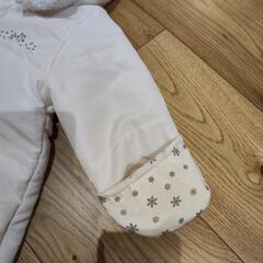 50-70ロンパース　アウター　白　防寒 　手袋付きの画像