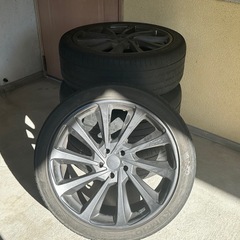 タイヤホイール4本セット　245/40r20