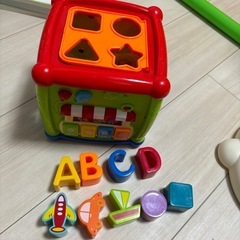  アクティビティキューブのおもちゃ キッズアクティビティキューブ...