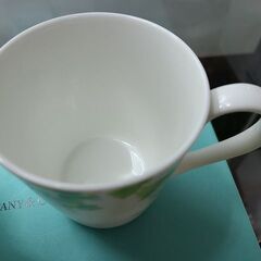 J7733　値下げしました！　TIFFANY&Co　ティファニー　リーフペアマグカップ　簡易クリーニング済【リユースのサカイ柏店】の画像