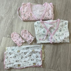ハローキティー　ベビー肌着セット　新生児