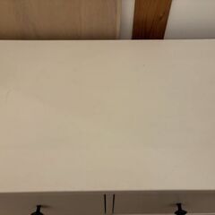 【お相手決まりました】IKEA / HEMNES（ヘムネス）/ チェスト / 引き出し×８ / 無垢材 / 組立済の画像