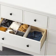 【お相手決まりました】IKEA / HEMNES（ヘムネス）/ チェスト / 引き出し×８ / 無垢材 / 組立済の画像