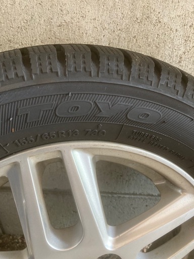 軽四スタッドレスタイヤとホイルセット