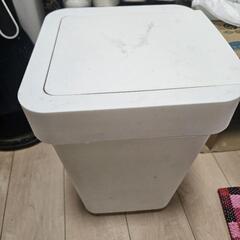 IKEA ゴミ箱の画像