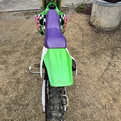 カワサキ　KX125 2ストエンジンレーサー車両の画像