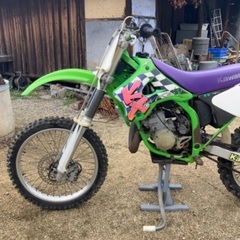 カワサキ　KX125 2ストエンジンレーサー車両の画像