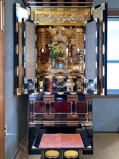 【引き取り限定】【希少】浄土真宗東本願寺派（真宗大谷派）嵩上げ台付き金仏壇・フルセット／状態良好