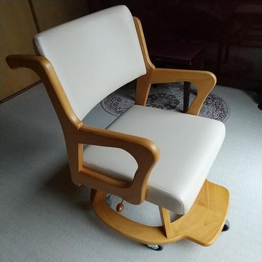貞苅椅子製作所 室内用 木製車イス