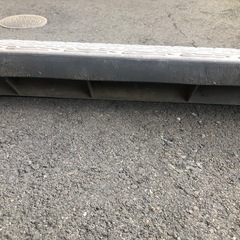 ②アイリスオーヤマ　幅６０センチ高さ１０センチタイプ段差プレートの画像