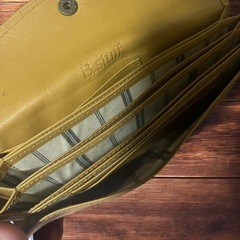 B.stuff シープレザー　ジャバラ型　長財布  ¥26,400 税込の画像