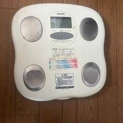 値下げタニタ体重計