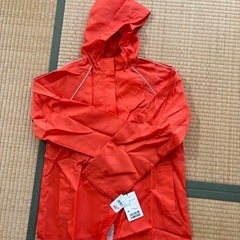 オレンジのジャンパー