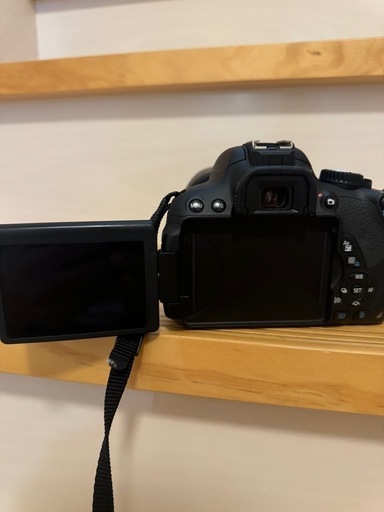 Canon EOS Kiss x6i 一眼レフ　カメラ　