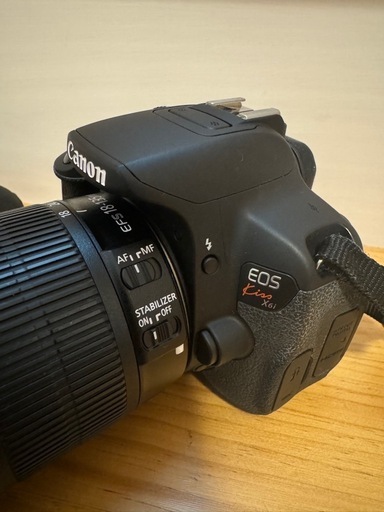 Canon EOS Kiss x6i 一眼レフ　カメラ　