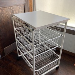 スチールラック　　収納　引き出し　の画像