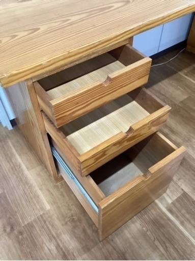 ワークデスク【町田市再生家具】241710
