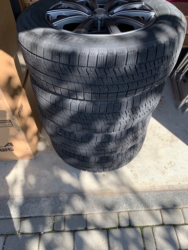 最終値下げ　
スタッドレス4本セット VRX2ホイール付き205/65r16