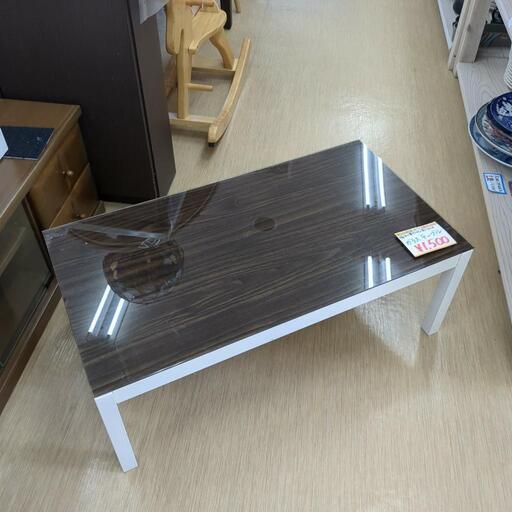 ガラステーブル☆木目天板、コンパクトサイズ、【浜村鹿野温泉ICから3分 買取本舗 宮本リサイクル 営業時間9～19時 定休日水曜のみ←連絡できませんm(_ _)m】