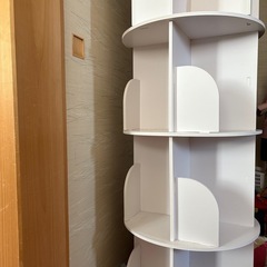(決まりました)回転本棚　４段の画像