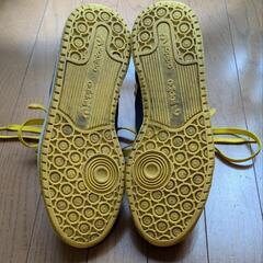 アディダスFORUM MID G09374 28cmの画像