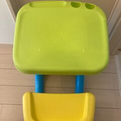 値下！カラフルテーブル&チェアの画像