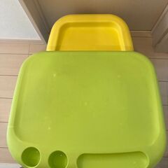 値下！カラフルテーブル&チェアの画像