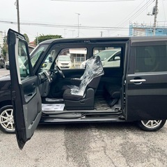 ダイハツ タント カスタム リミテッドの画像