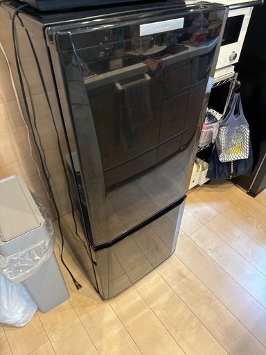 2014年製冷蔵庫　2ドア