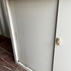 【受渡者決定】物置　鍵付き　ガレージ　収納　倉庫の画像