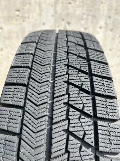 スタッドレスタイヤ BLIZZAK VRX 155/ 65R14＆アルミホイール４本セット