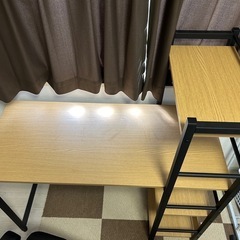 デスク&椅子（バラ売り可）の画像