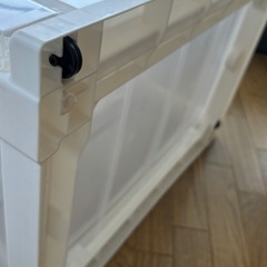 衣装ケース　ローラー付きの画像