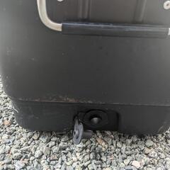 【中古】【キャプテンスタッグ】クーラーボックス25lの画像