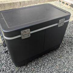 【中古】【キャプテンスタッグ】クーラーボックス25lの画像