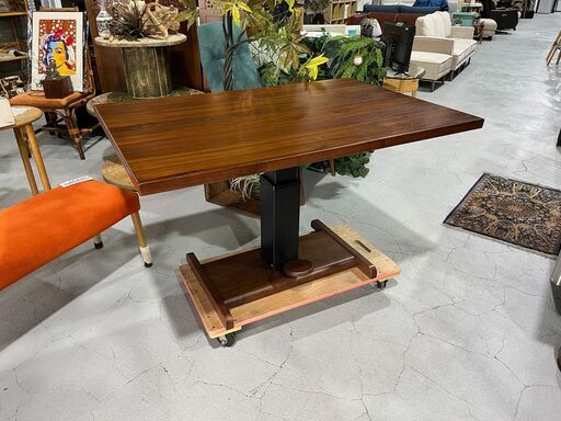 商談中　★昇降テーブル★東京インテリア ダイニングテーブル ソファ テーブル 机 作業台 昇降 福島 郡山市