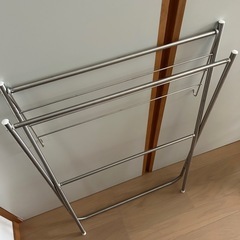 物干しラックの画像