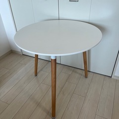 丸テーブル 可愛いダイニングテーブル