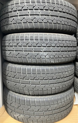 TOYOスタッドレス 215/60R16 オデッセイ他